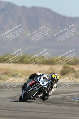 media/Oct-04-2025-CVMA (Sat) [[408bcdd6e4]]/Race 14-500-400-350 Supersport/